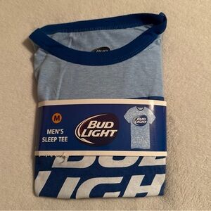 Budlight T-Shirt 
Sleep Tee 
Size Medium